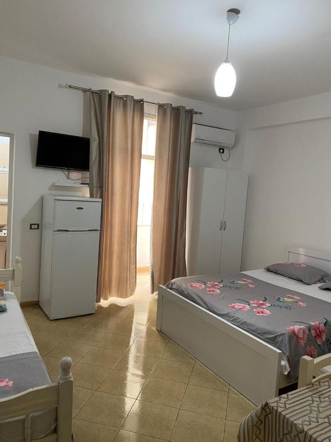 Elio'S Room Durres Exterior photo